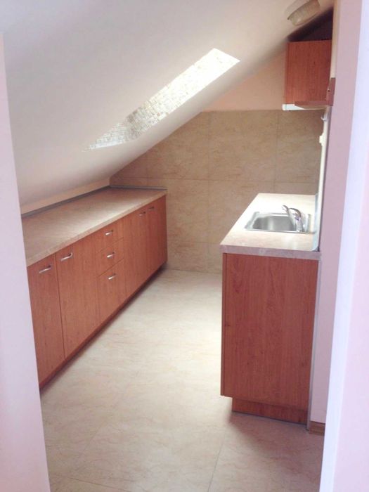 Дава се под наем Ателие в Варна, Спортна зала - 35 кв.м за 250 € - Снимка #3