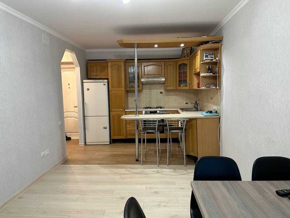 Дава се под наем Двустаен апартамент в София, Света Троица - 57 кв.м за 375 € - Снимка #2