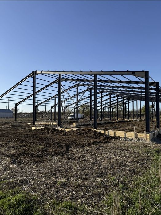 Vand structura metal din stoc 7x12x4m