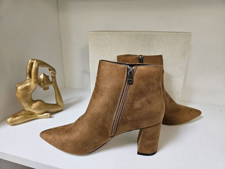 Botine dama piele intoarsa