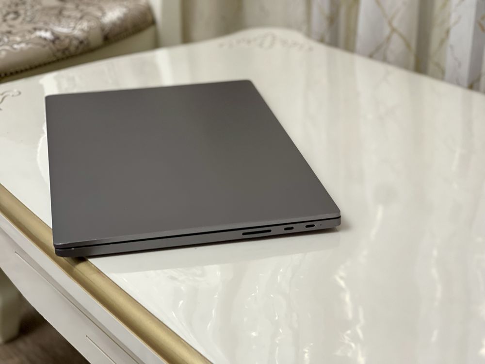 Xiaomi NoteBook PRO! 15,6Full HD/ Core i5/SSD:256