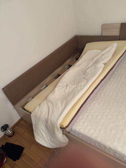 Vand pat de o persoana