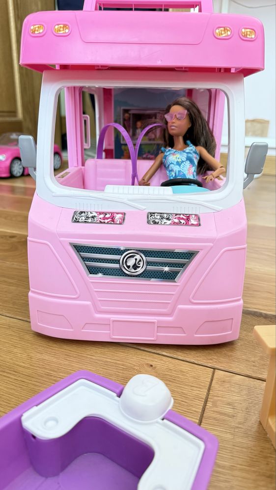 Кемперът на  Barbie
