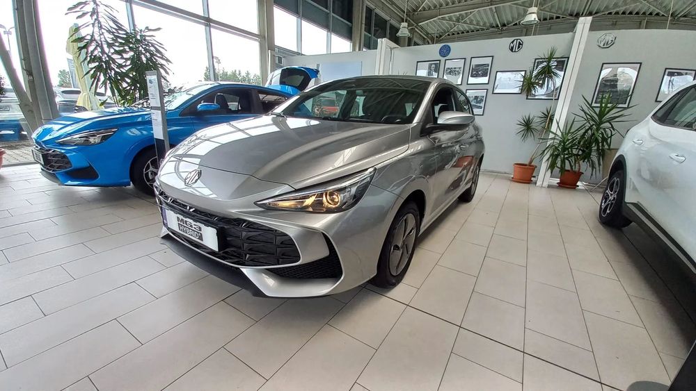 MG MG3 MG3 HEV 5 usi Explore 1.5 T GDI HEV 194 CP AT