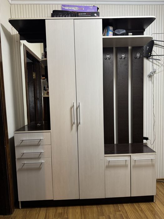 Продается прихожая