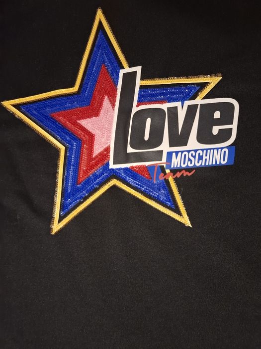 Rochii Moschino, Karl Lagerfeld