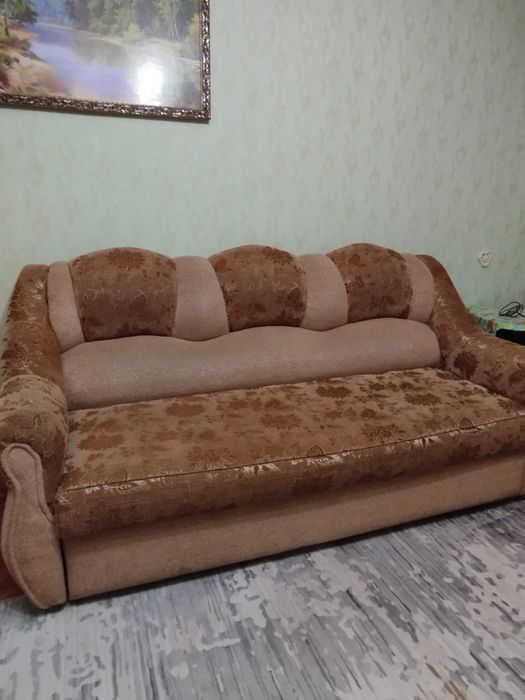 Продам диван и кресло