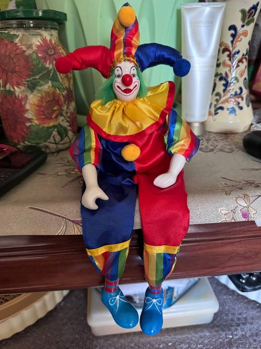 Клоун фигурка шут скоморох кукла