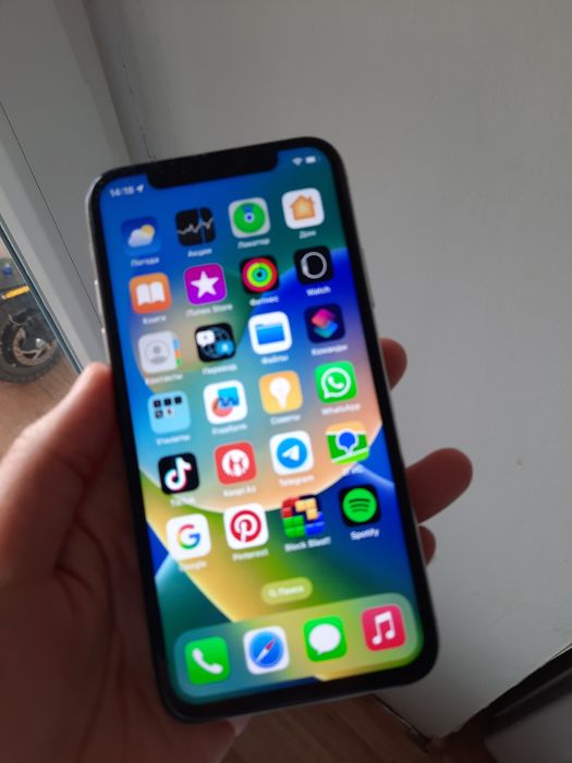 Айфон Х 256 гб работает отлично