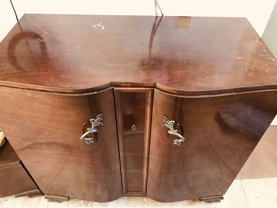 Set mobila 100 ani furnizor casa regala , fabrica Lengyel