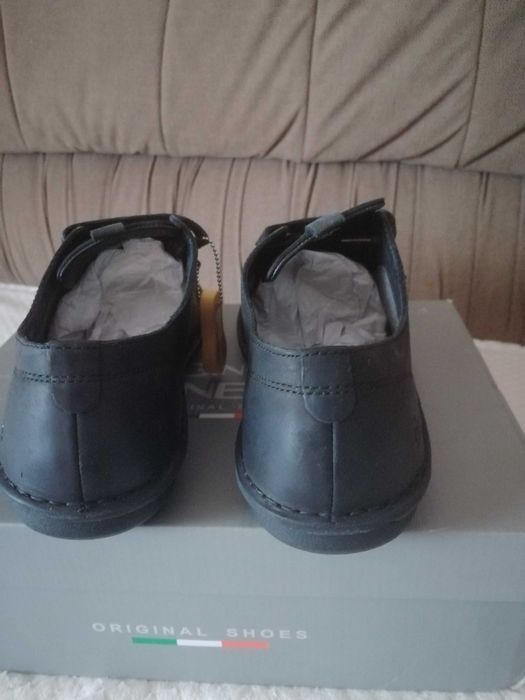 Pantofi barbati TBS masura 42 si papuci dama oxypas masura 39