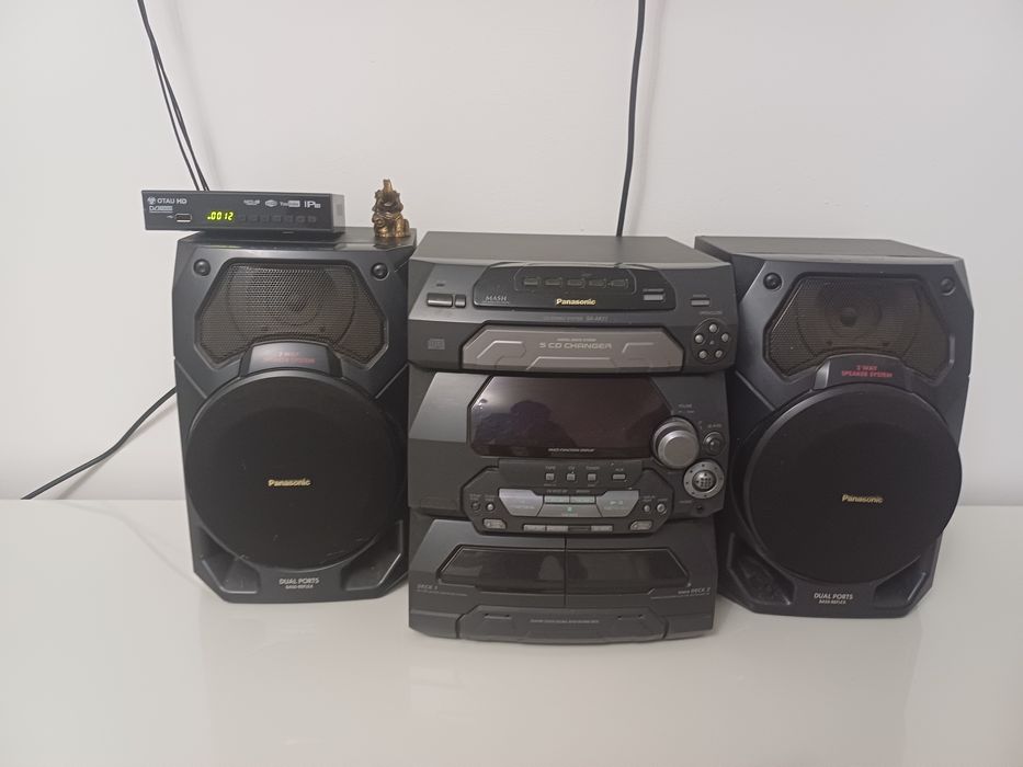 Музыкальный центр