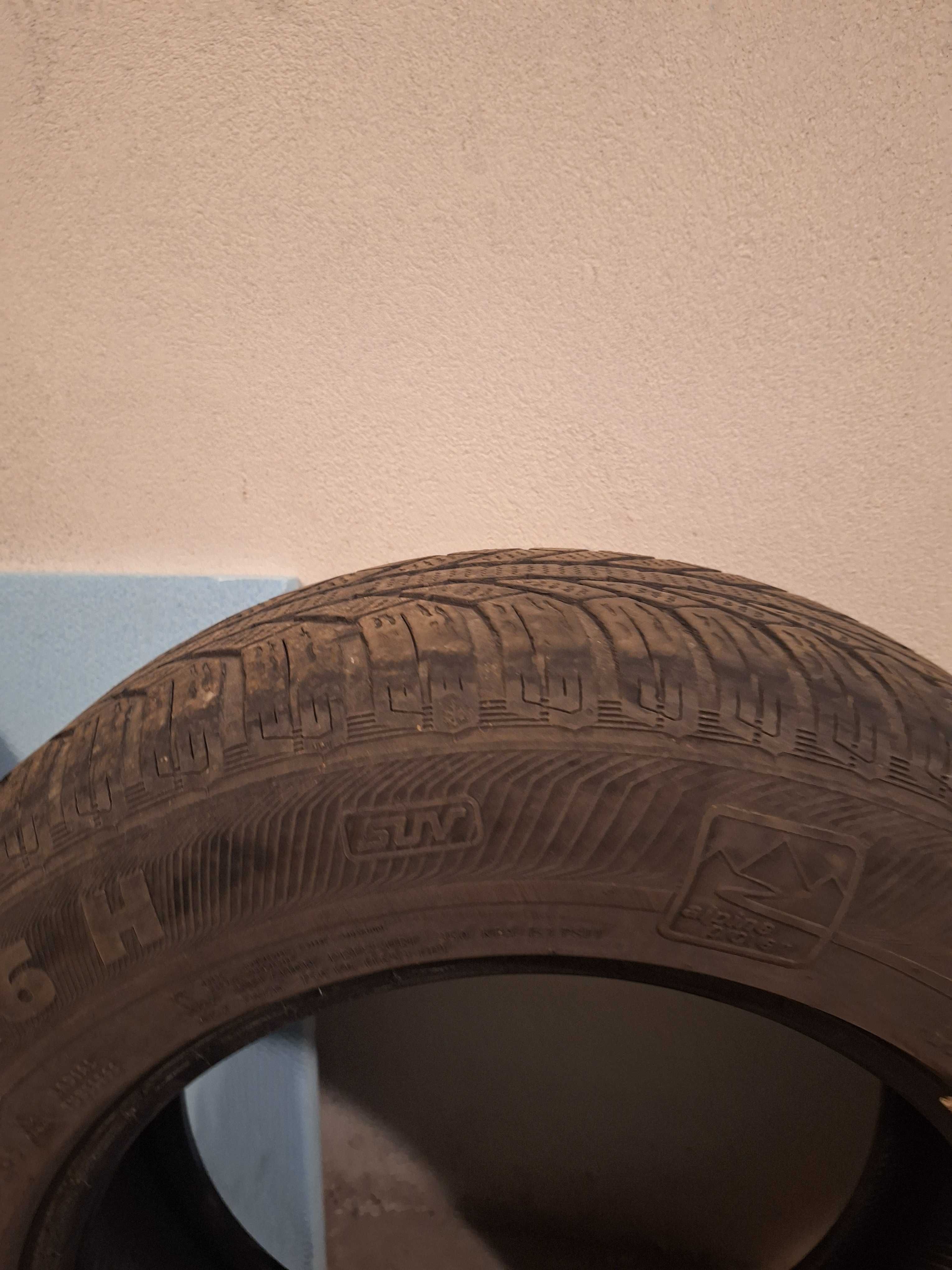 4бр. Зимни гуми 215 65 R16 H