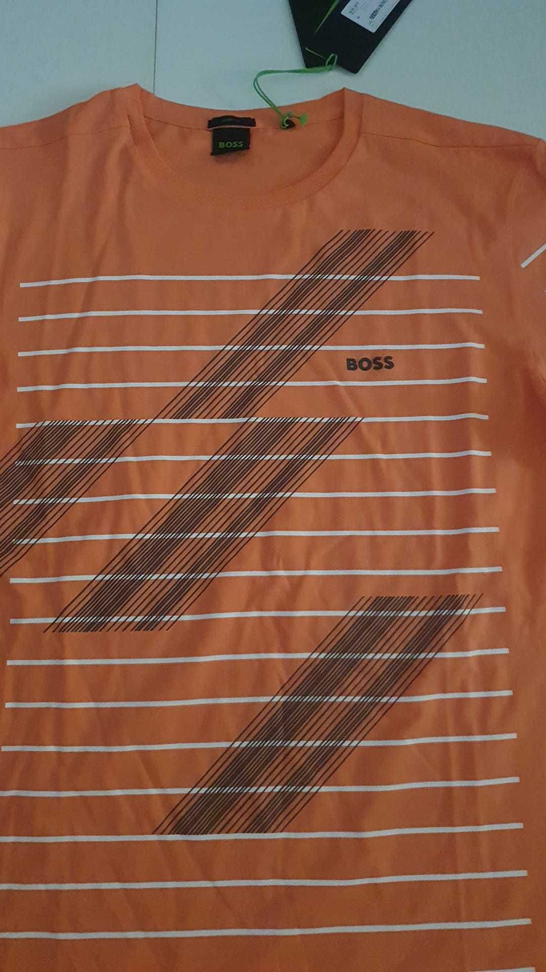 Vand tricou barbati Hugo Boss masura  M si L original nou cu eticheta
