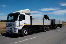 VOLVO FM9 dotat cu macara