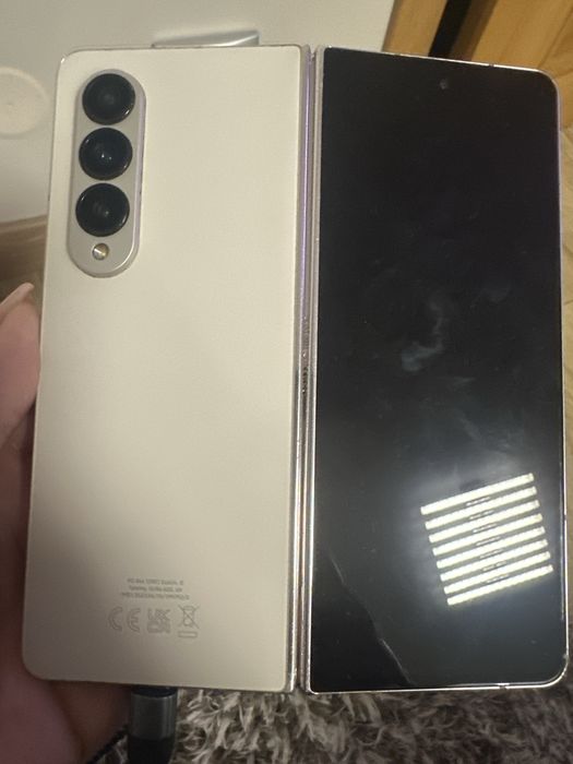 Samsung Galaxy Z Fold 4 Beige/Gold Sand