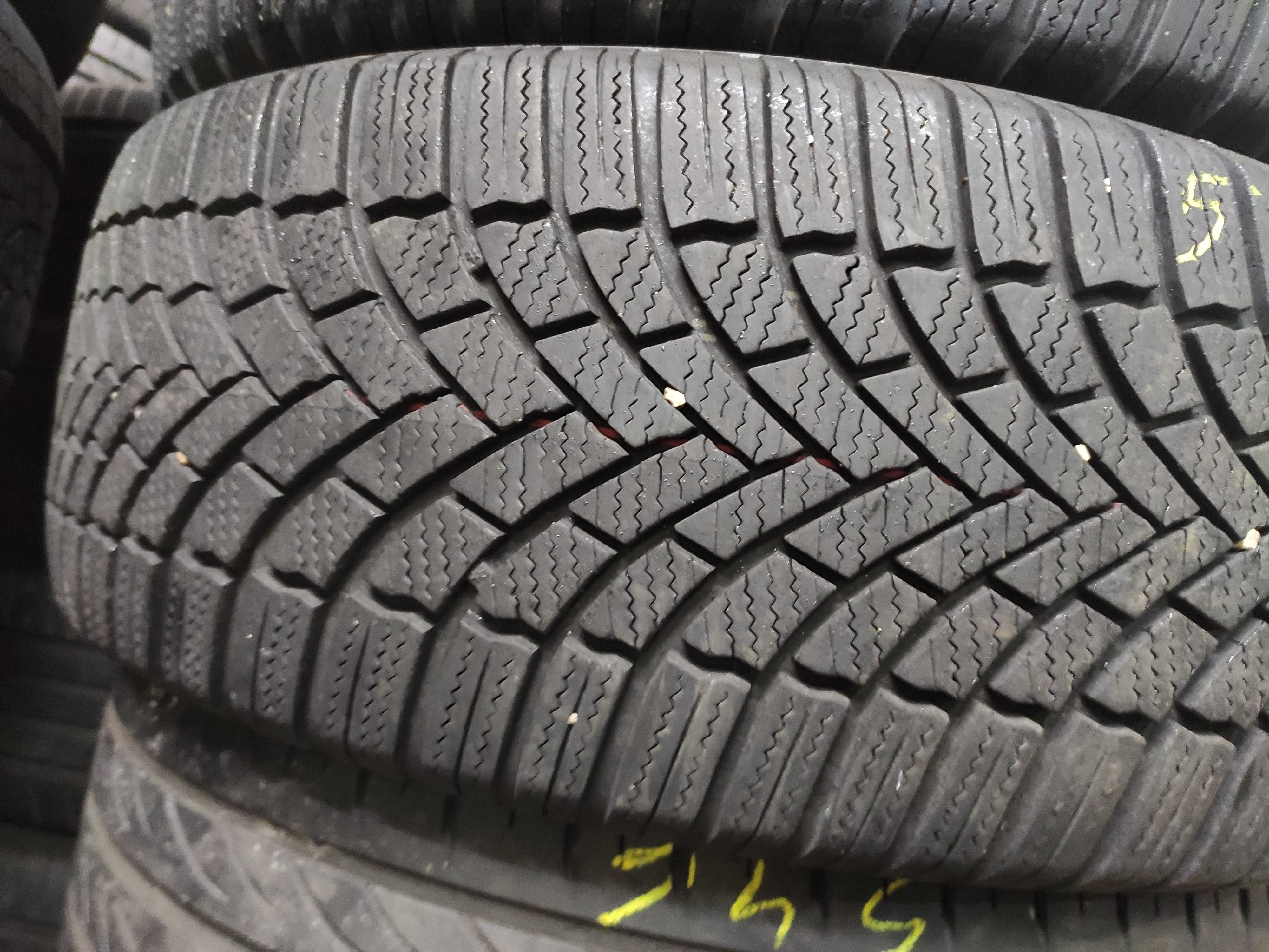 4бр Зимни гуми 215 55 17 - Bridgestone - DOT 2022 -
