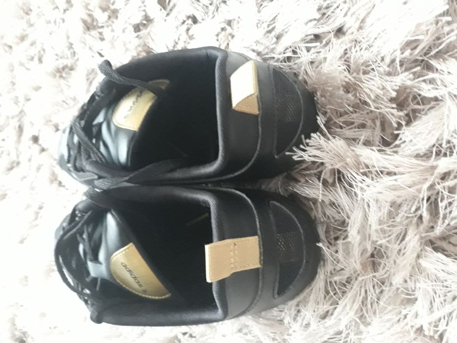 Adidas nr. 37,5-38