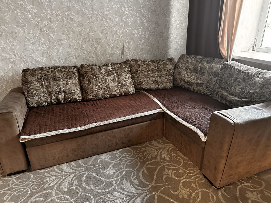 Продам диван раскладной бу