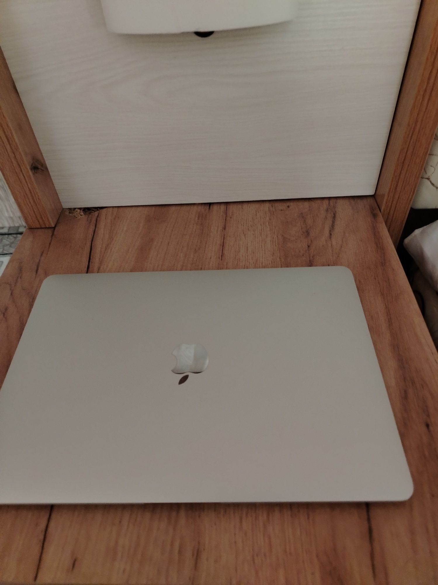 Macbook air m1 8/256