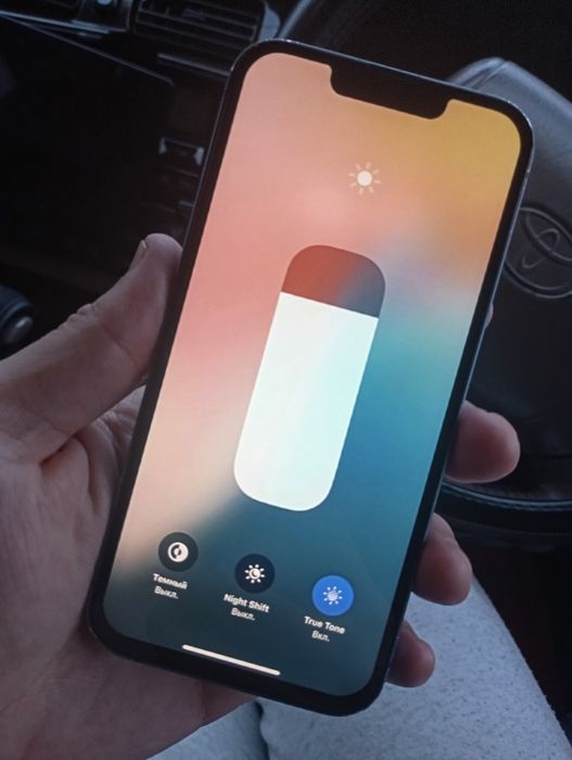 Айфон 13 в хорошем состоянии