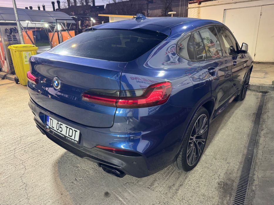 BMW X4 M40i / M Performance/  360 cp / 2019 / 130000 km