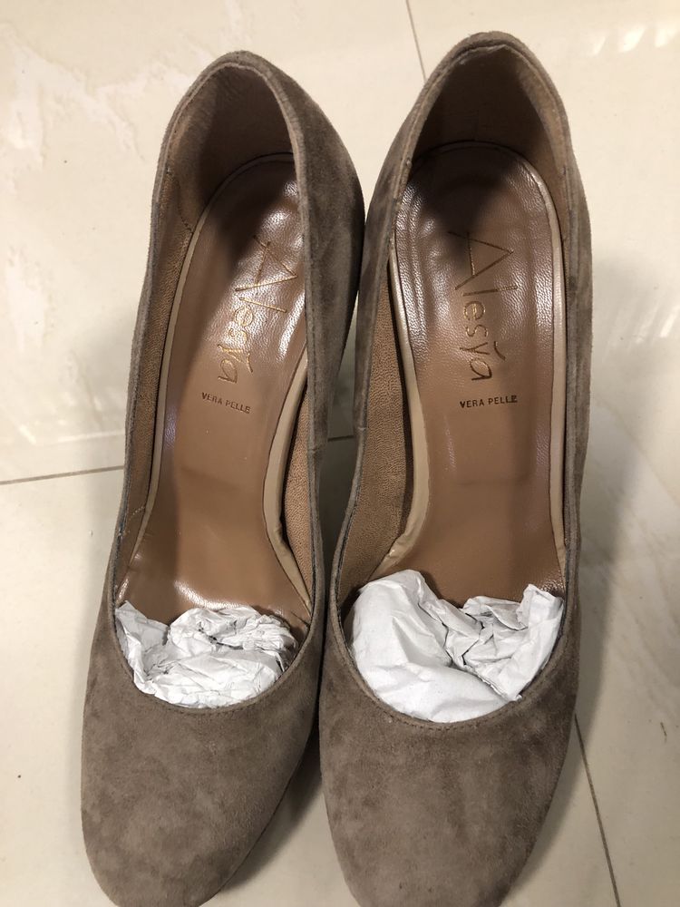 Pantofi made in italy/ Alesya nr 39
