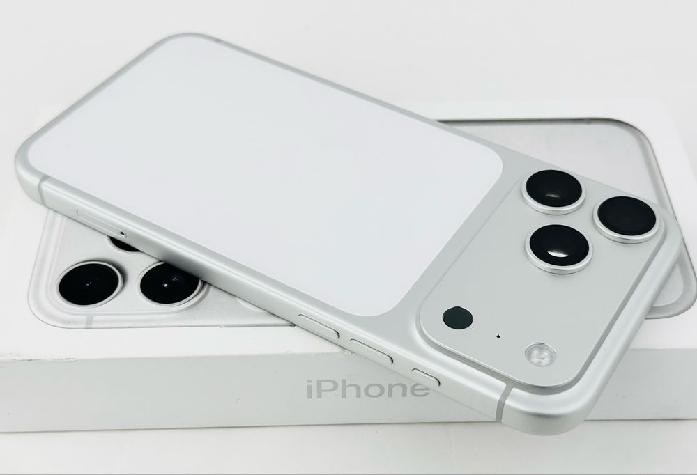 НОВ! Apple iPhone 17 Pro Max 256GB Silver Гаранция!