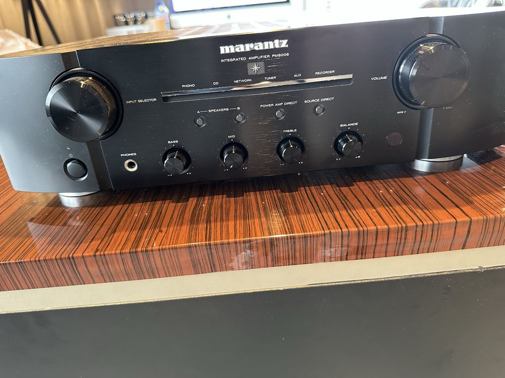 Усилвател MARANTZ PM8006 Black