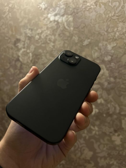 iPhone 15 128 Гб 100%акб айфон 15 почти новый