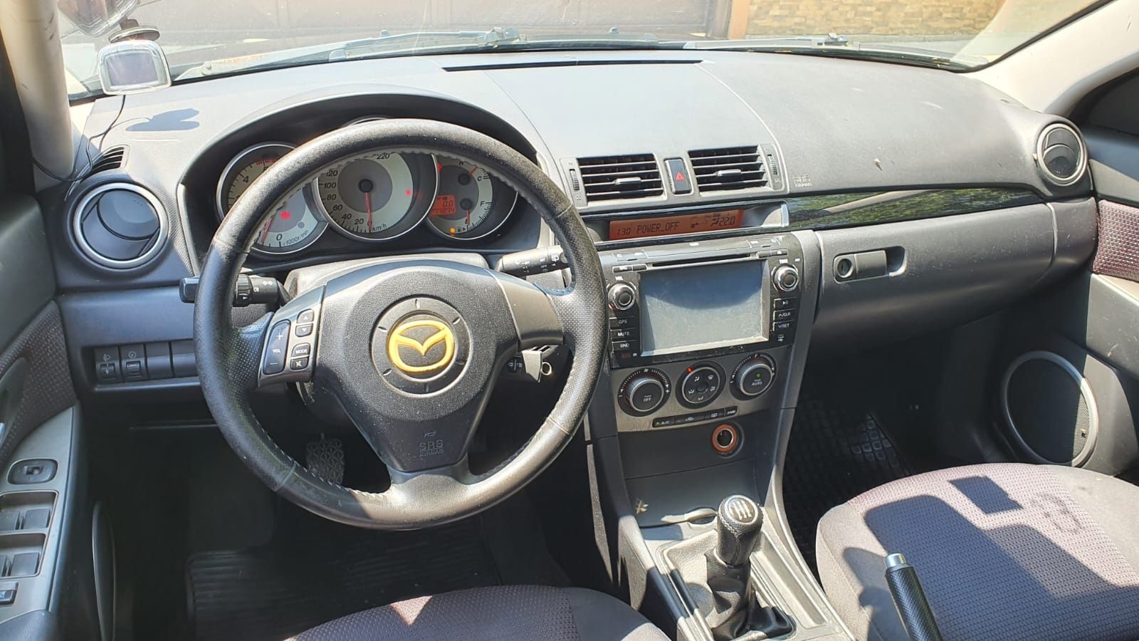 Mazda 3     1.6 d