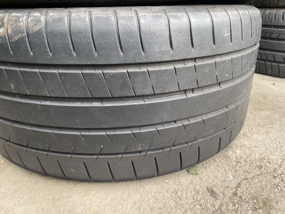 Комплект Летние Шины 245/35/18 245/35R18 Michelin.