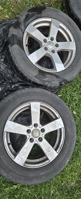 Vând jante Nissan T32 - 17"