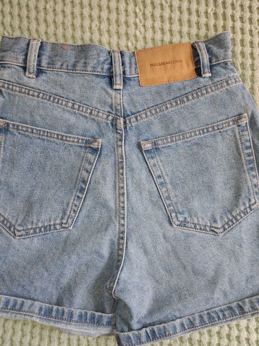 Pantaloni scurti Pull&Bear