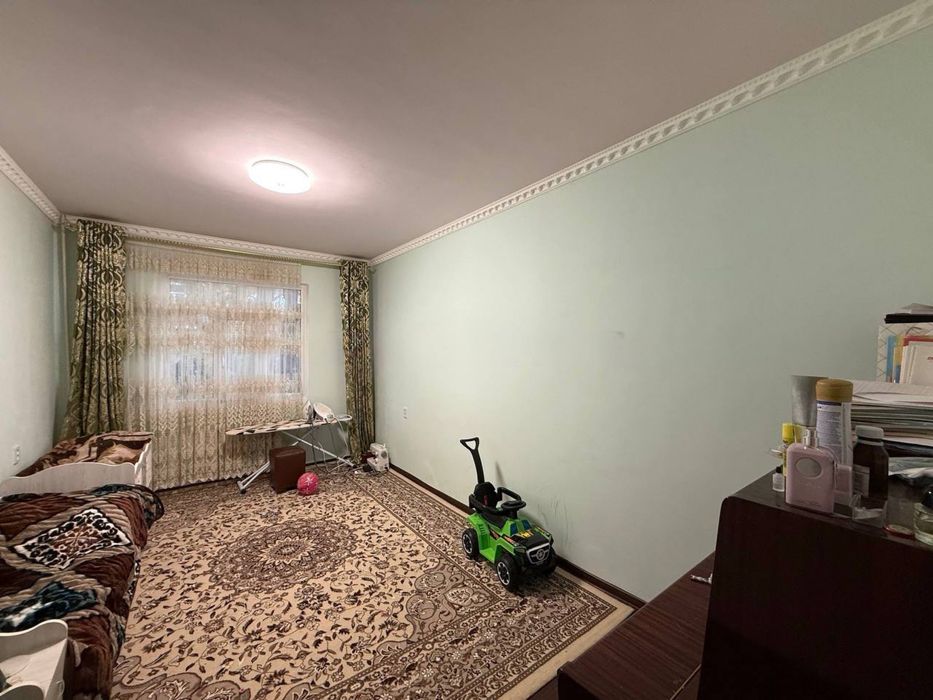 Юнусабод 15.кв 3/2/4 Срочно квартира Сотилади метролиня