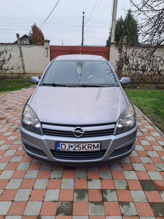 Vând Opel Astra H