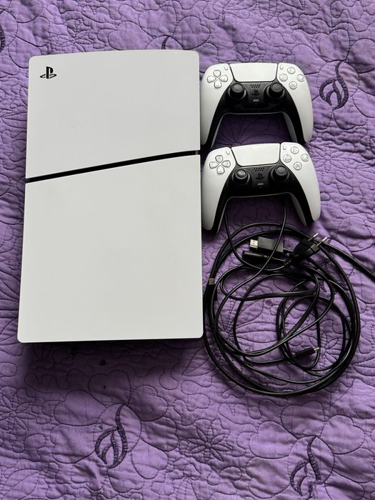 Ps5 Slim 1TB 2 kontroler