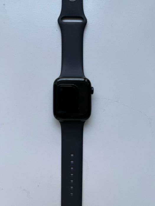 Продам apple watch se 44mm