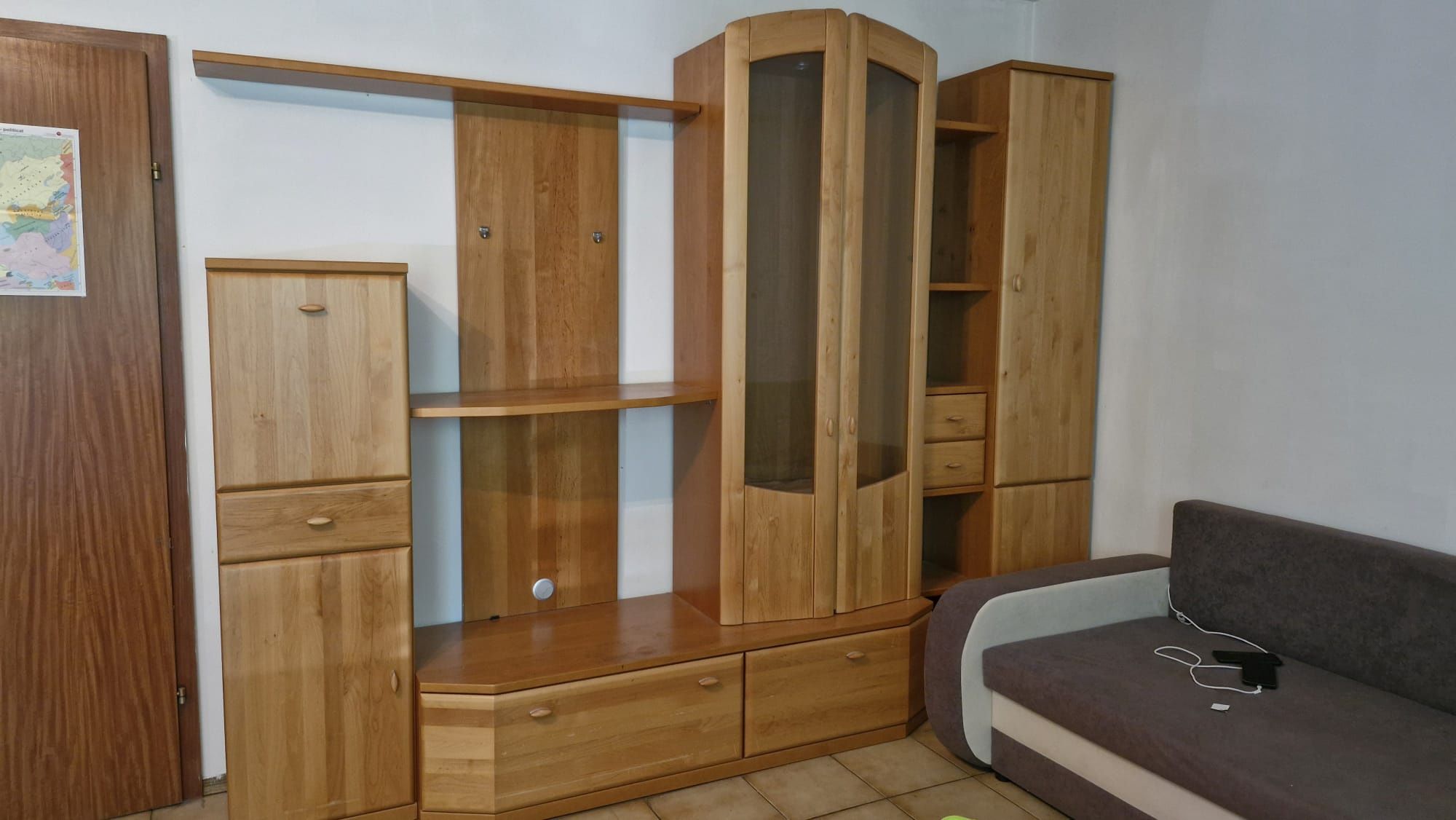 Biblioteca  lemn masiv cu vitrina