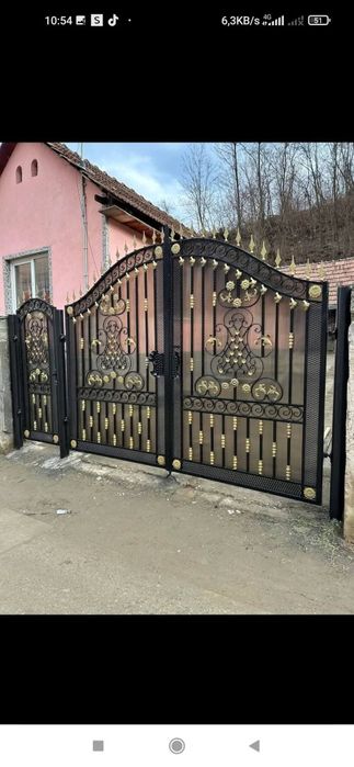Porți și garduri din fier forjat