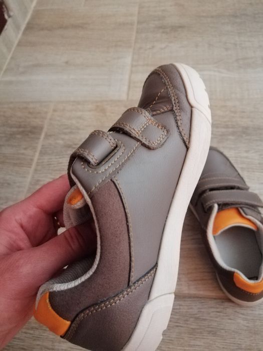 Маратонки Clarks 28,5 номер като НОВИ