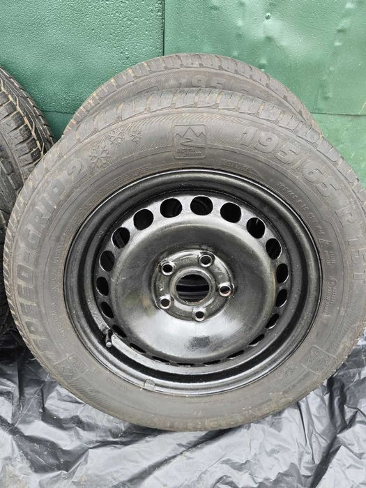 Зимни гуми 195 55 15 с джанти