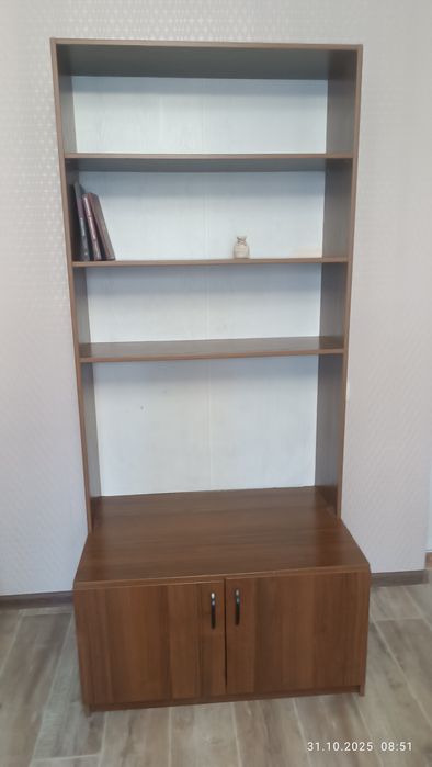 Стеллаж для книг