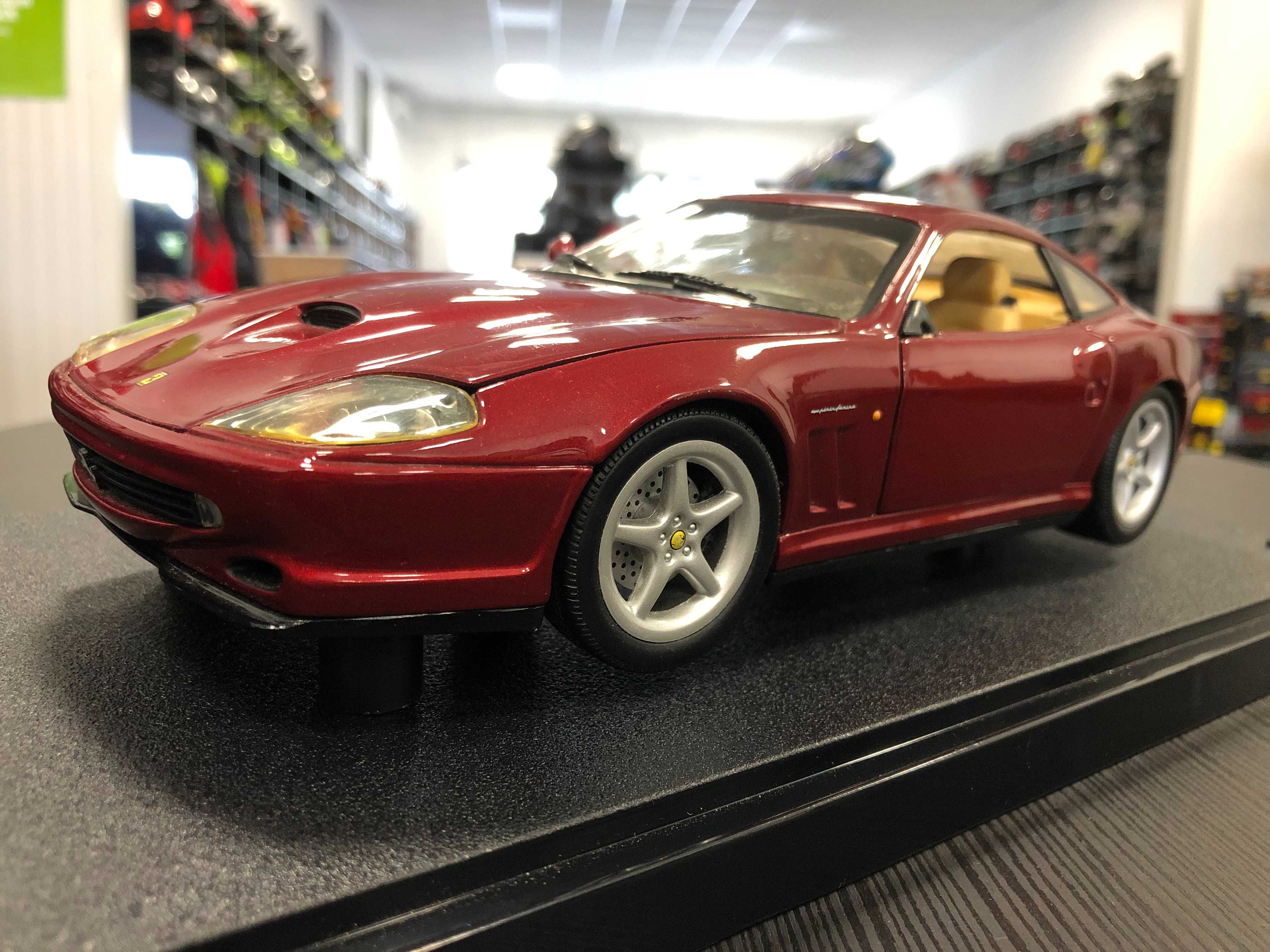 Метална колекционерска количка HOT WHEELS  FERRARI 550 MARANELLO 1:18