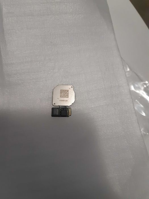 Huawei p20 lite pentru piese, capac spate Huawei P20 Lite.