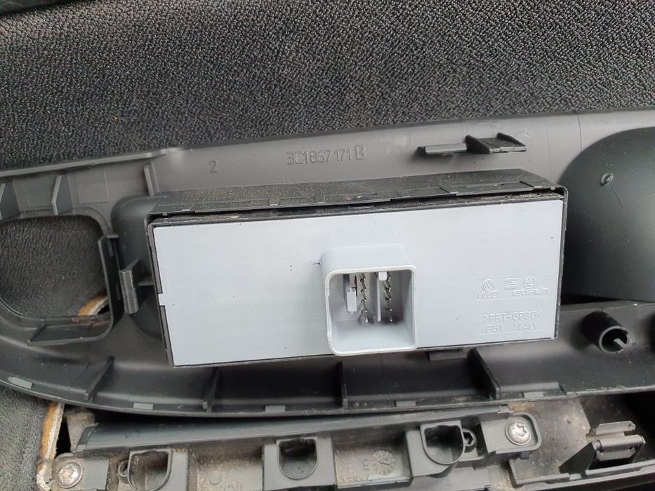 panou comanda geamuri passat b6