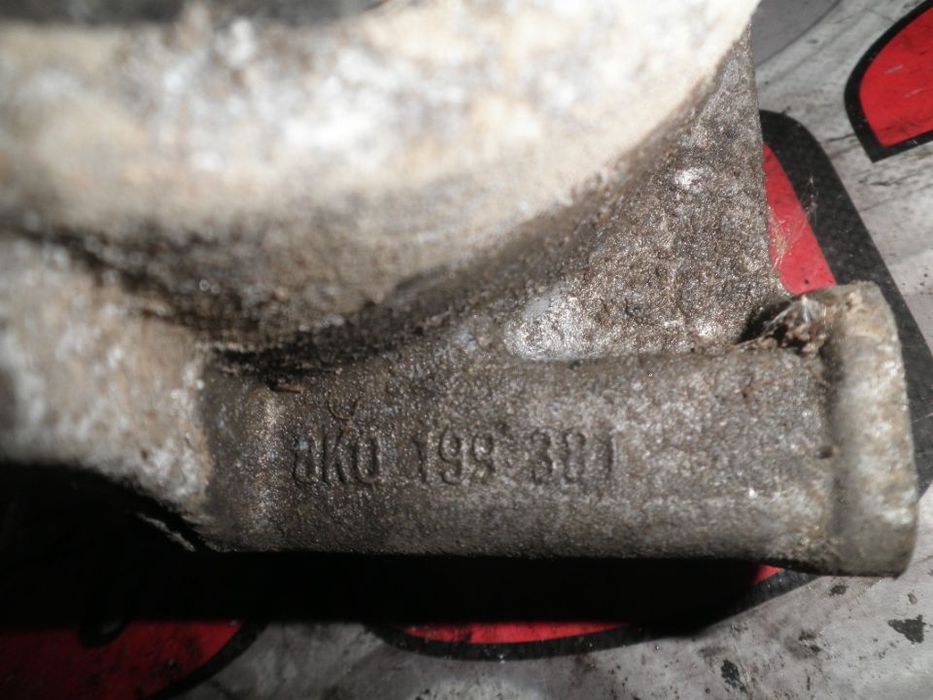 Tampon Stanga Motor Audi A4 B8 , A5 2.0 TDI 8K0199381