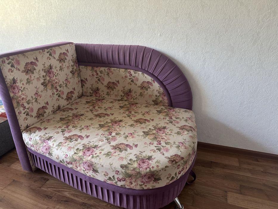 Продам подростковый диван раздвижной