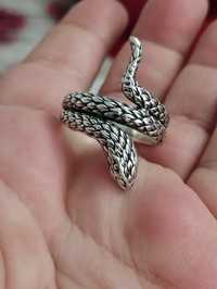 Inel din argint model șarpe