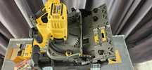 Circular cu plonjare Dewalt dcs 520